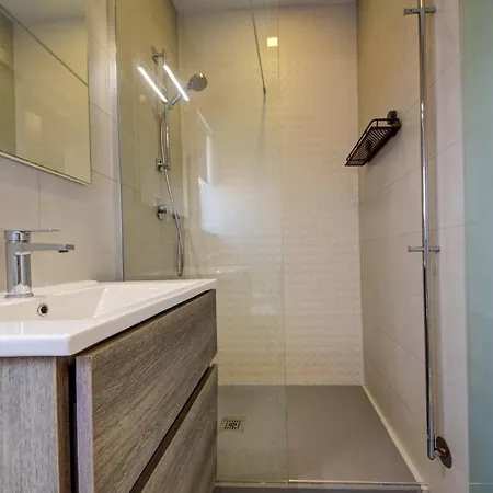 Modern 2br With Spinola Views Near Paceville
